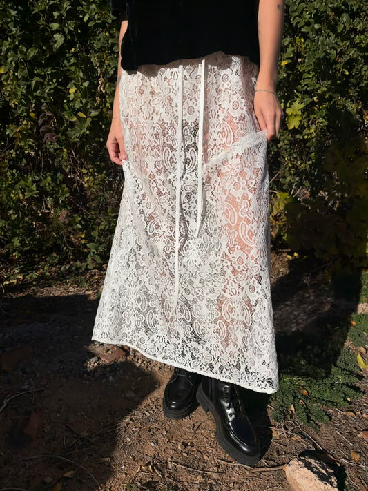 lace skirt