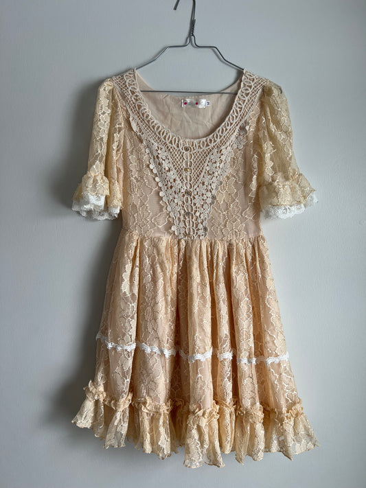 vintage lace dress